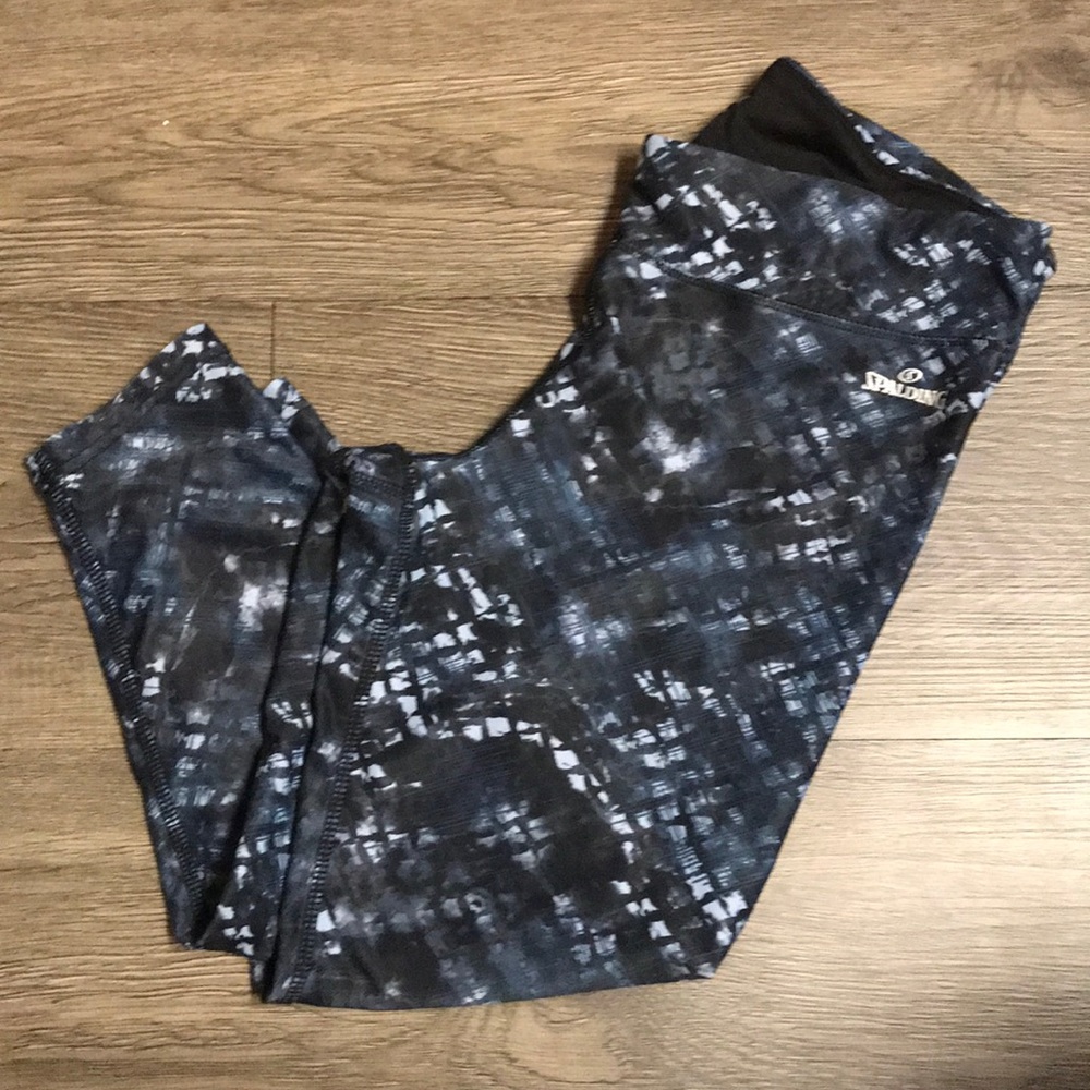 ❌ SOLD - Spalding Workout Capris
